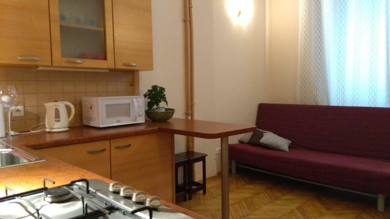 Apartamenty Varsovie Zelazna Exterior photo