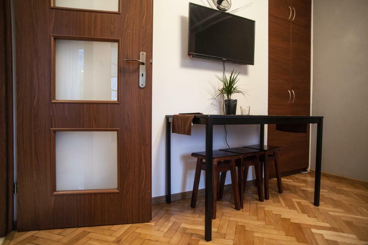 Apartamenty Varsovie Zelazna Exterior photo