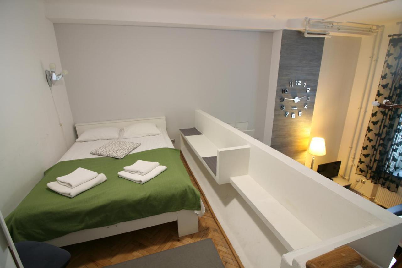 Apartamenty Varsovie Zelazna Exterior photo